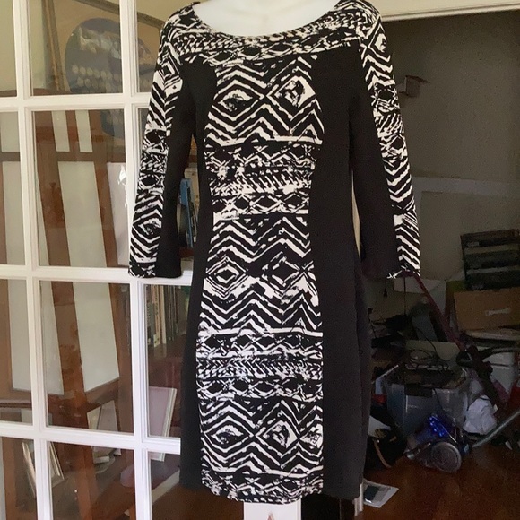 French Atmosphere Dresses & Skirts - Stretchy dress